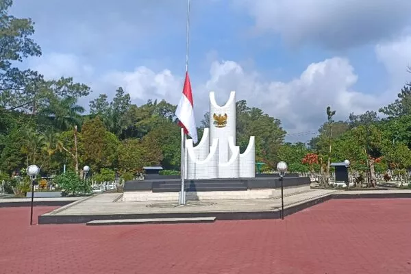 Tiga Awak Super Tucano Dimakamkan di TMP Malang dan Satu Awak di TMP Madiun