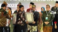 Bojonegoro Raih Penghargaan Kabupaten Swasti Saba Wiwerda 2023