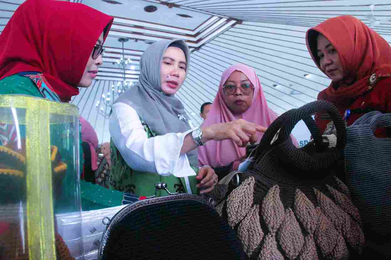 Gelar Sosialisasi Kerajinan, Dekranasda Bojonegoro Berkomitmen Terus Memajukan Industri Produk Lokal
