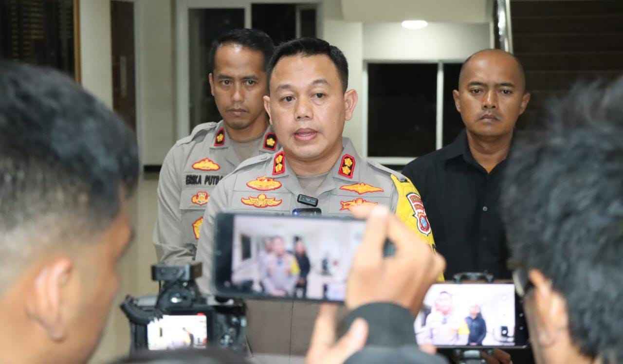 Berikut Penjelasan Kapolres Gresik Soal Kerusuhan Suporter di Gresik