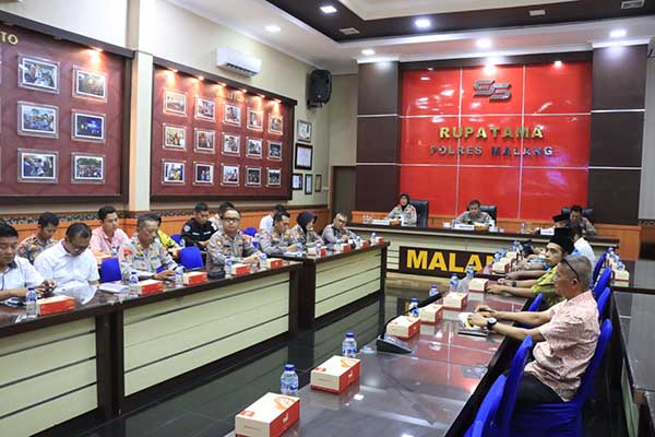 Kegiatan Dialog Publik. (ist) - Polres Malang Siap Jaga Keamanan dalam Nataru di Masa Kampanye Pemilu 2024
