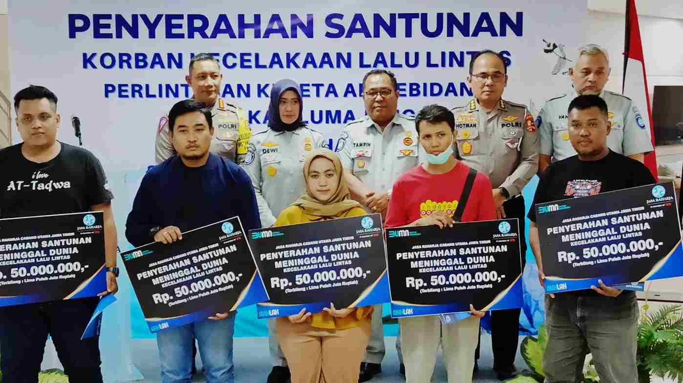 Keluarga Korban Laka Lantas Kereta di Lumajang Terima Santunan Jasa Raharja