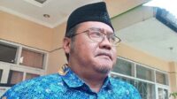 Kepala Dinas Lingkungan Hidup, Noer Rahman Widjaya menjawab pertanyaan awak media. (Seru.co.id/ws8) - DLH Kota Malang: Ada Beberapa Koreksi Mengenai Amdal WTP