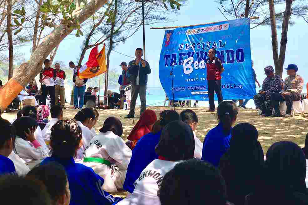 Kolaborasi Bea Cukai-Satpol PP Sosialisasi Gempur Rokok Ilegal Sasar Atlet Taekwondo dan Masyarakat 