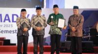 Membangun 28 Sekolah, Mukardi, Penerima Muhammadiyah Awards 2023