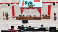 Pj Bupati Bojonegoro Hadiri Rapat Paripurna DPRD, Bahas Raperda APBD 2024