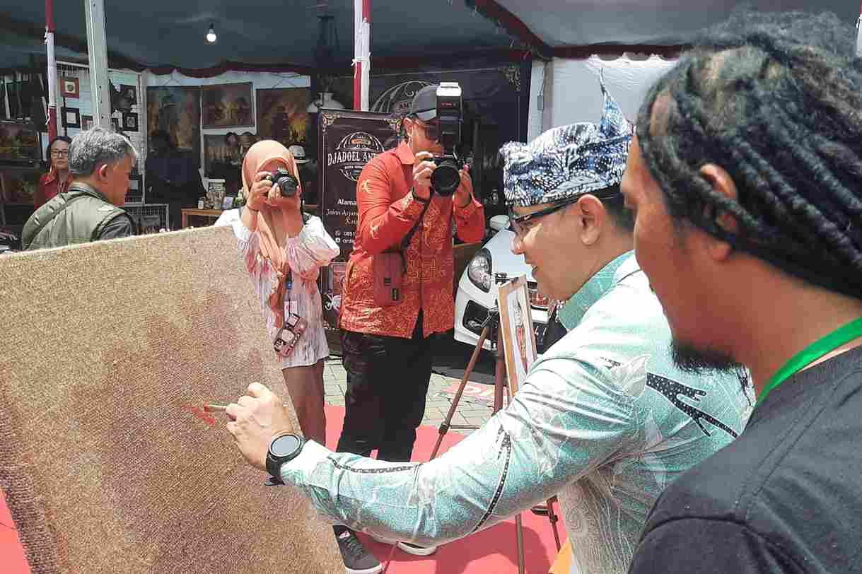 Pj Aries: Batu Tempat Healing Orang-Orang Yang Penat Berpolitik