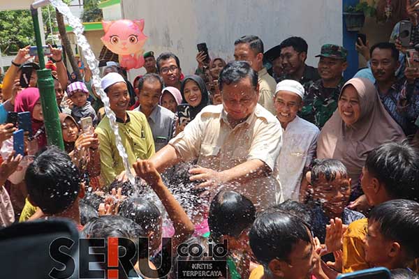 Prabowo Subianto Resmikan 12 Titik Sumber Bor Air Bersih di Pamekasan