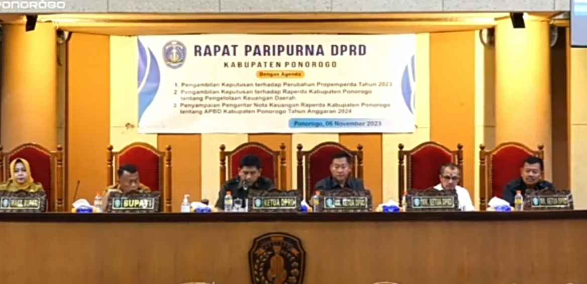 DPRD Ponorogo Gelar Sidang Paripurna tentang Penyampaian Pengantar Nota Keuangan Raperda APBD TA 2024