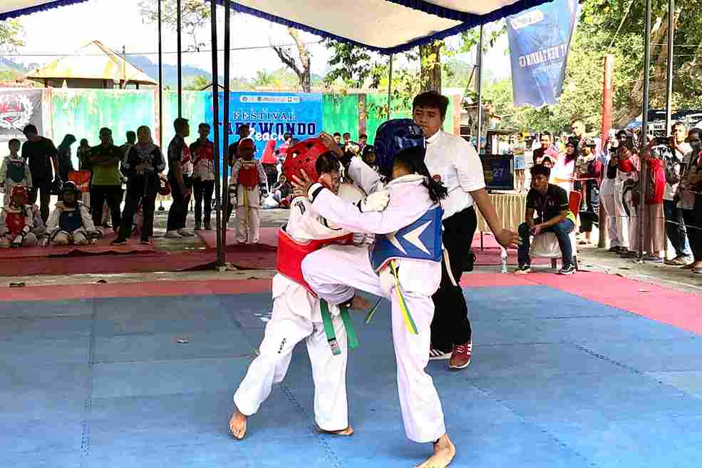 Kolaborasi Bea Cukai-Satpol PP Sosialisasi Gempur Rokok Ilegal Sasar Atlet Taekwondo dan Masyarakat 