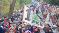 Sembari Jalan Sehat, Ribuan Simpatisan AMIN Ngawi Berikan Doa untuk Palestina