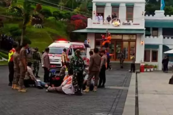 Khofifah Pimpin Apel Siaga Darurat Bencana Musim Penghujan