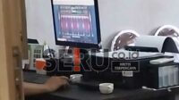 TANGKAPAN LAYAR: Terlihat fasilitas komputer DPRD Pamekasan saat dijadikan mesin slot. (Seru.co.id/udi) - Video Viral! Fasilitas Kantor DPRD Pamekasan Diduga Dipakai Bermain Judi Slot Saat Jam Kerja