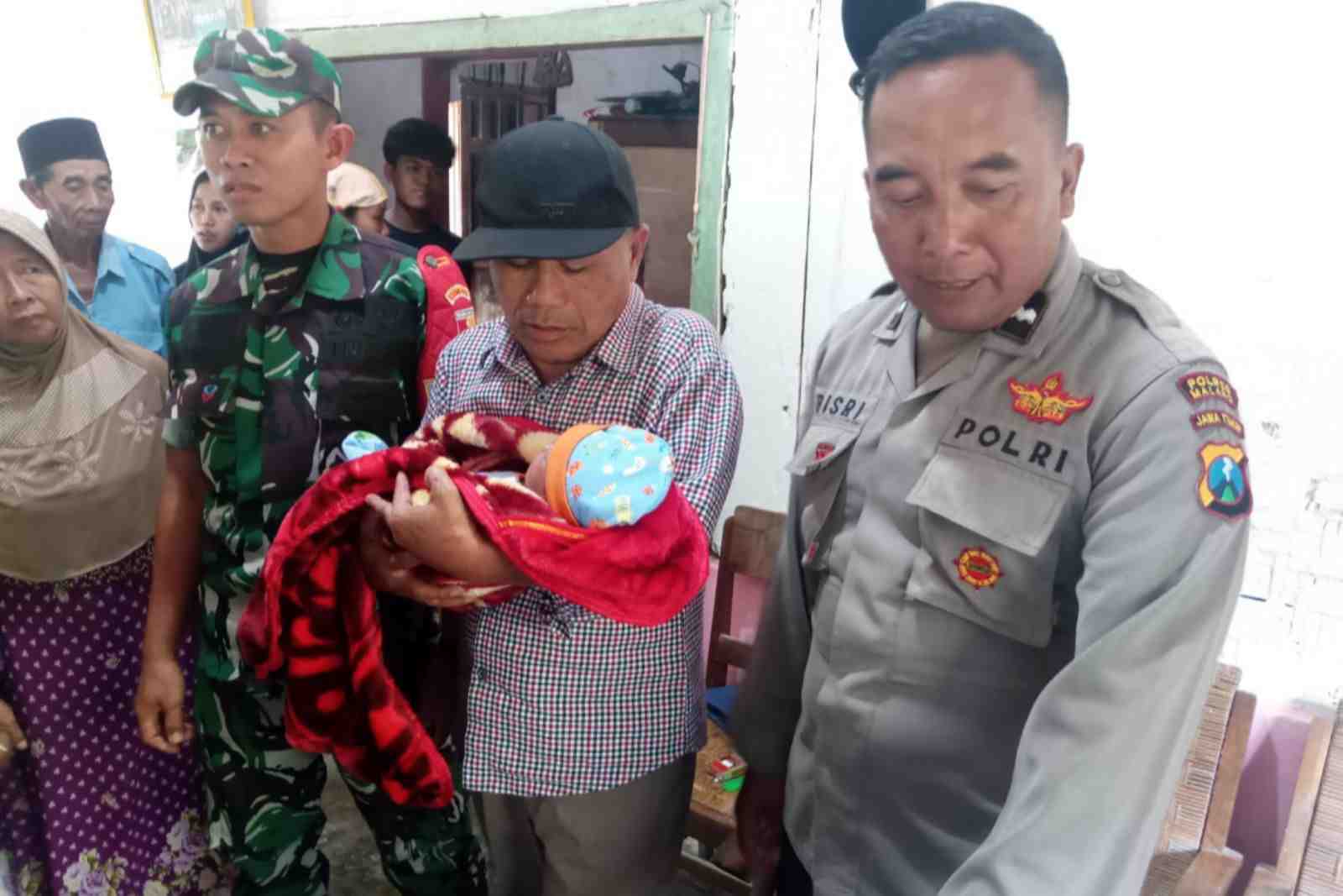 Bayi Laki-laki Ditemukan di TPQ Sumbermanjing Wetan