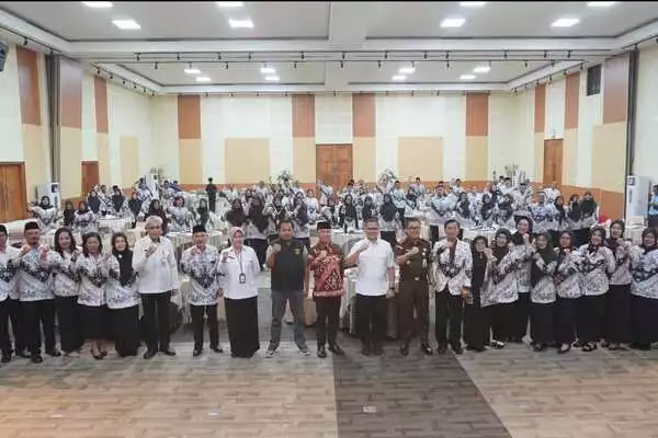 Sarasehan Peringati HUT ke-78 PGRI dan HGN 2023 di Kota Batu