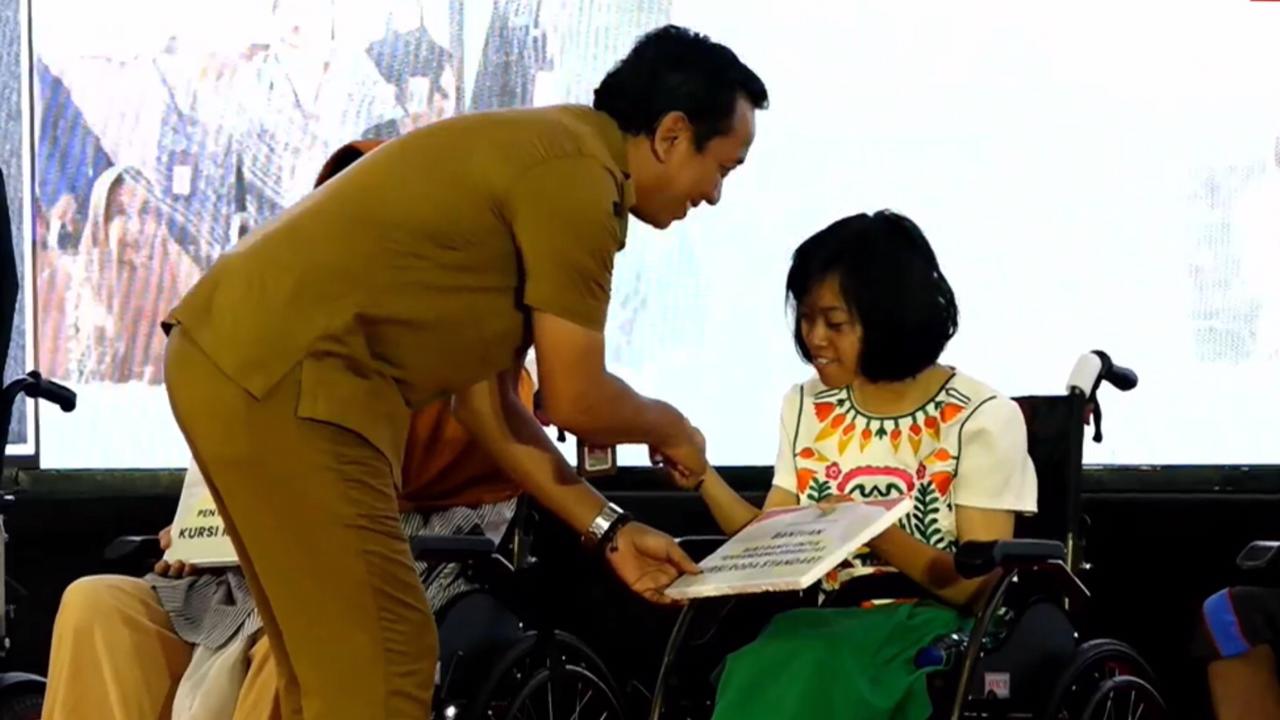 Peringati HDI, Pemkot Malang Berikan Bantuan dan Penghargaan Penyandang Disabilitas