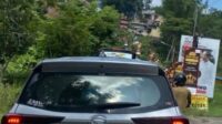 Hindari Kemacetan, Petugas Larang Wisatawan Putar Balik di Sepanjang Jalan Ir. Soekarno Batu
