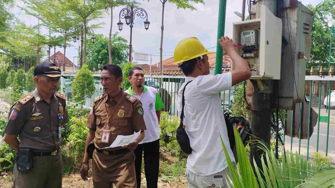 Penertiban KWH Ilegal di Arek Lancor Gagal, PLN Sebut LSM Jadi Penghalang