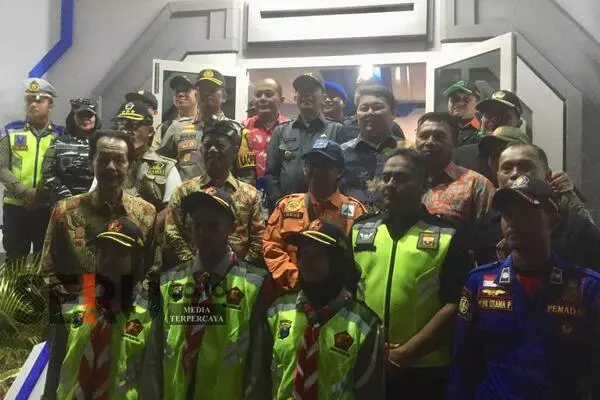 Malam Natal, Pj Wali Kota Malang Bersama OPD Pantau Gereja Hingga Arus Lalu Lintas