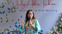 Plt. Kepala Kantor OJK Malang, Ismirani Saputri menjelaskan, kondisi sektor jasa keuangan stabil. (rhd) - Dibalik Ketidakpastian Global, OJK Malang: Kondisi Sektor Jasa Keuangan Stabil