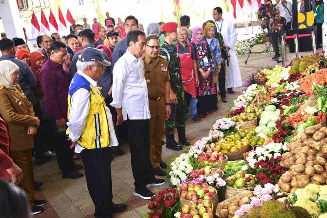 Presiden Jokowi Resmikan Pasar Induk Among Tani Kota Batu