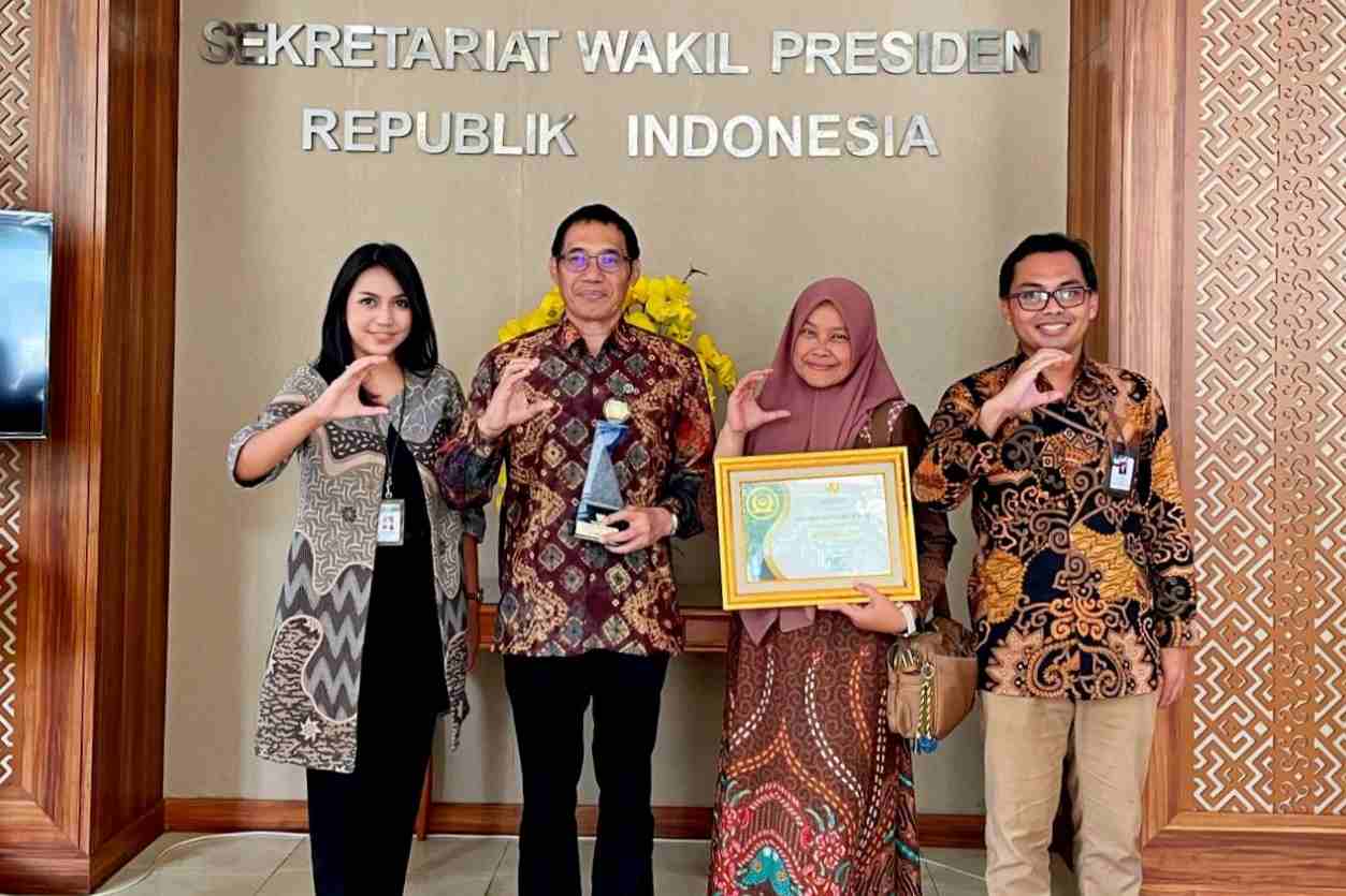 UM Raih Anugerah Keterbukaan Informasi Publik Kategori Informatif Kali Keempat