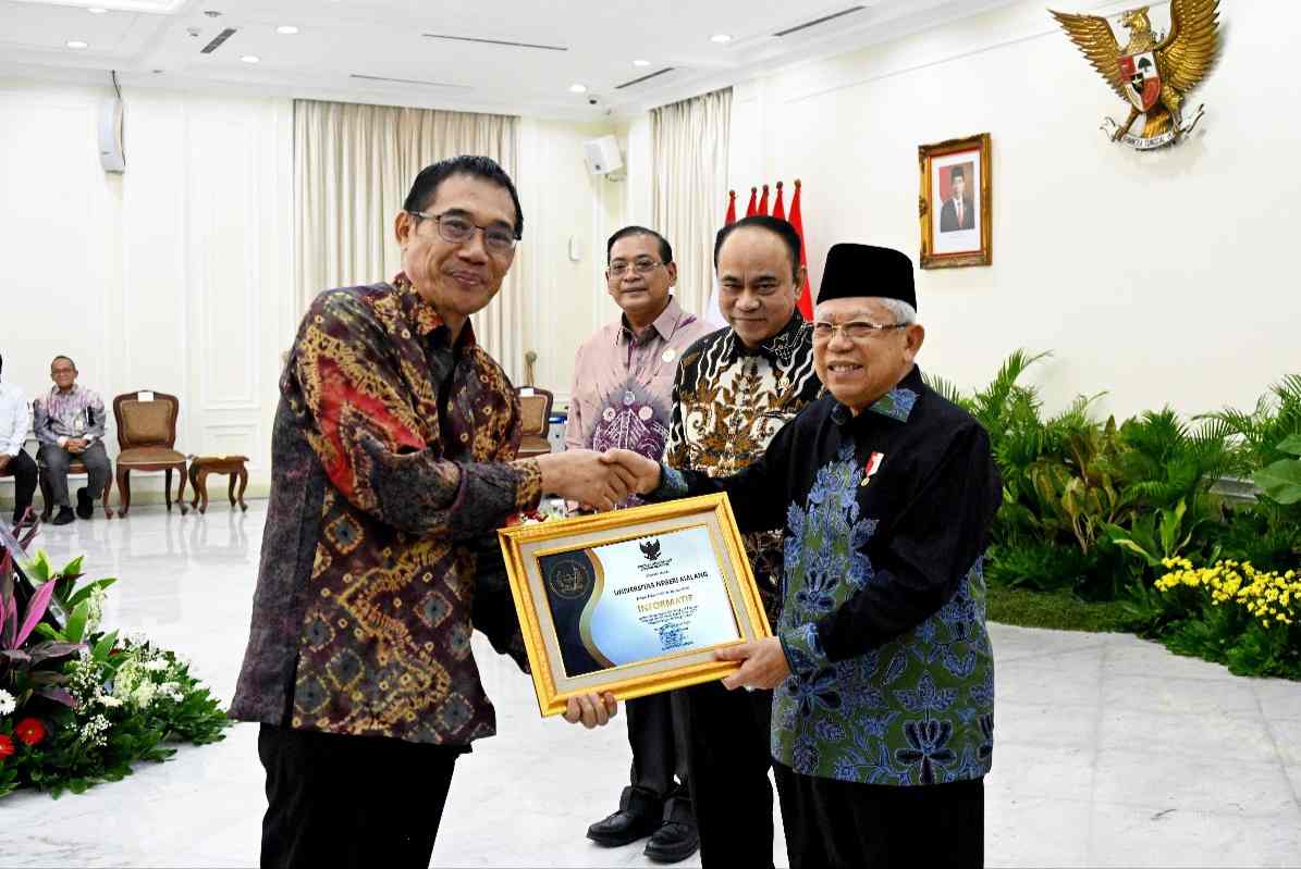 Empat kali Universitas Negeri Malang (UM) raih prestasi Anugerah Keterbukaan Informasi Publik kategori informatif dari Komisi Informasi Pusat RI sejak tahun 2020.