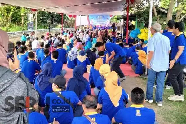 Tepati Janji, Bung Karna Resmikan Jembatan dan Jalan di Panarukan