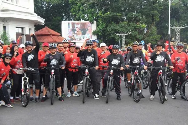 Dandim 0833 Bersama Forkopimda Ikuti Gowes Tahes Malang Mbois