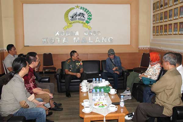 Dandim 0833 sambut silaturahmi Masyarakat Peduli Demokrasi. (ist) - Dandim 0833/Kota Malang Sambut Silaturahmi Masyarakat Peduli Demokrasi