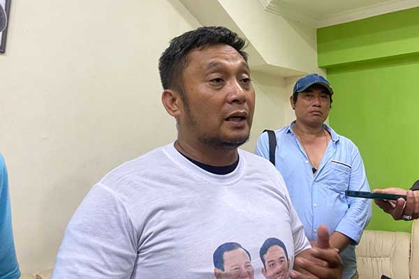 Ketua Relawan DGP 08, Agus Sadullah, saat ditemui usai Deklarasi dan Konsolidasi Pemenangan Prabowo-Gibran. (ws9) - Relawan DGP 08 Jatim Pindah Haluan Dukung Prabowo-Gibran Maju
