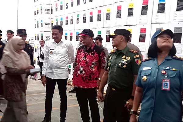 Pemantauan Gudang Logistik KPU Kota Malang. (ist) - Dandim 0833 Bersama Forkopimda Pantau Gudang Logistik KPU dan Bawaslu Kota Malang