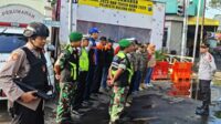Personel Kodim 0833 Kota Malang pantau Pos Pam dan Pos Yan tahun baru. (ist) - Personel Kodim 0833 Kota Malang Pantau Pos Pam dan Pos Yan Tahun Baru