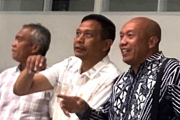 Pj Wali Kota Malang bersama OPD tinjau Pasar Loak Comboran. (ws9) - Pj Wali Kota Bakal Penuhi Akses Motor Pedagang Pasar Loak Comboran