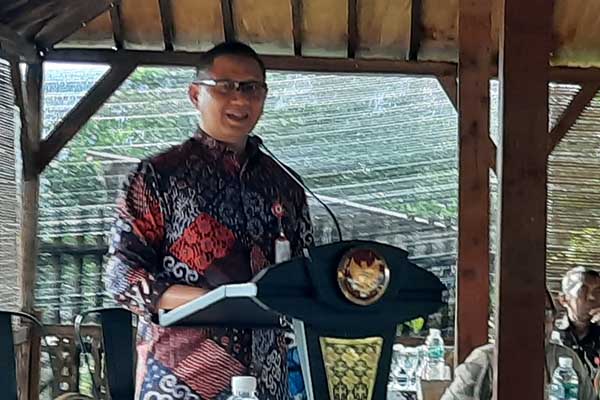 Pj. Wali Kota Batu, Dr. Aries Agung Paewai SSTP MM saat press conference bersama Awak Media di batu. (Seru.co.id/dik) - Beberapa OPD di Batu Minim Serapan, Ini Jawaban Pj. Wali Kota Batu