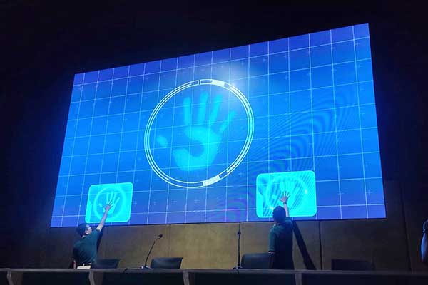 Rektor UB dan Dekan FK UB meresmikan Auditorium berstandar internasional milik FK UB. (ist) - Peresmian Auditorium Hingga Rekor MURI, Warnai Dies Natalis ke-50 FK UB