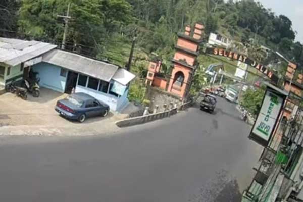 Salah satu kejadian truk gagal menanjak di Jurang Susuh yang sempat terekam CCTV. (ist) - Usulan Pembangunan Jembatan Jurang Susuh Memasuki Tahap Perencanaan