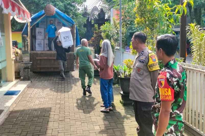 Koramil Lowokwaru Kawal Pendistribusian Logistik Pemilu 2024 ke PPK