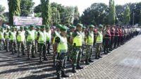 Apel gabungan untuk kesiapan pengamanan tahapan pemungutan dan penghitungan suara Pemilu 2024, Selasa (6/2/2024). (Seru.co.id/aza) - TNI - Polri Apel Pasukan Skala Besar, Pastikan Kesiapan Pengamanan Pemilu 2024