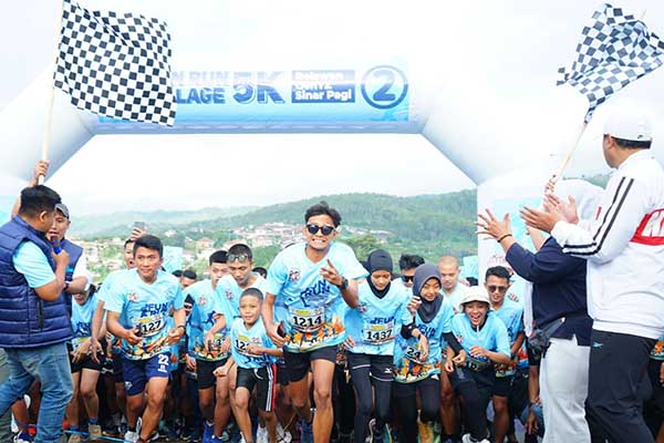 Fun Run Village GenYZ Prabowo-Gibran di Desa Punten Kota Batu. (ist) - 5.000-an Massa Fun Run Village GenYZ Prabowo-Gibran Birukan Kota Batu