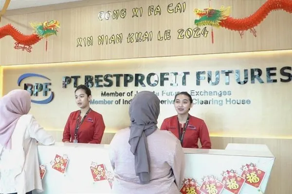 Keberuntungan Imlek, Harga Emas Naik Jadi Cuan