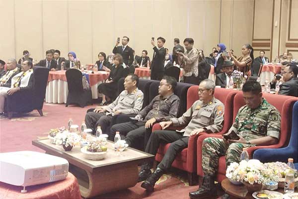 Kasdim 0833/Kota Malang hadiri Pelantikan Peradi Malang dan Madura Raya. (ist) - Kasdim 0833/Kota Malang Hadiri Pelantikan Peradi Malang dan Madura Raya