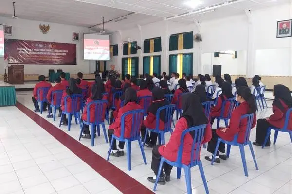 Kasdim 0833/Kota Malang Hadiri Diklat Kebangsaan UPN Veteran Jatim