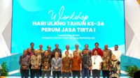 Menteri PUPR bersama jajaran manajemen Perum Jasa Tirta I. (ist) - Rayakan HUT ke-34, Menteri PUPR: Spirit Brantas Dorong PJT I Terus Berkembang