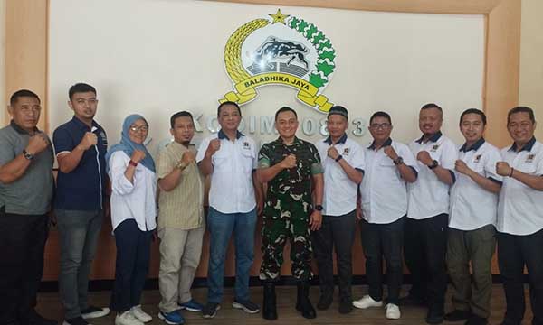 PWI Malang Raya audiensi bersama Dandim 0833. (ist) - Gandeng PWI Malang Raya, Personel Kodim 0833 Siap Ikuti Pelatihan Jurnalistik