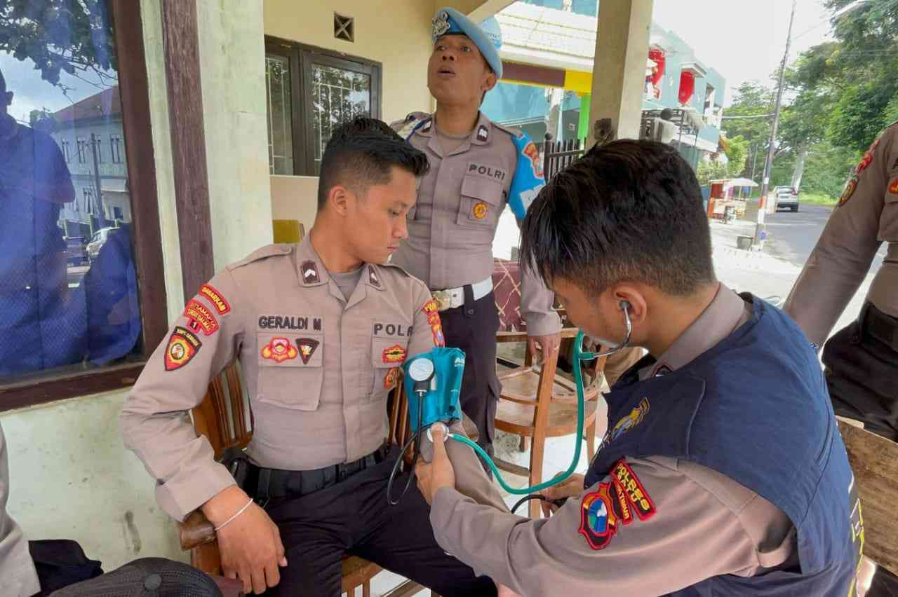 Urkes Polres Batu Cek Kesehatan, Antisipasi Petugas Kelelahan