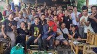 Lestarikan Tradisi, PBN Ajarkan Membuat Wadah Makanan Tradisional dari Daun Pisang