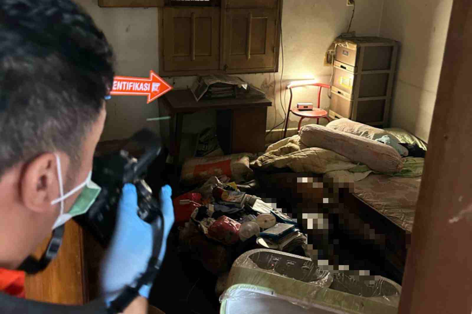 Tinggal Seorang Diri, Pria di Kasin Ditemukan Membusuk di Rumahnya