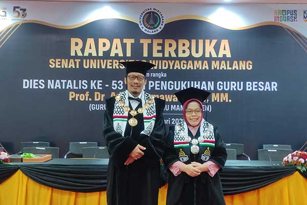 Rektor UWG, Dr. Anwar Cengkeng, SH MHum dan Prof Dr Adya Hermawati SE MM. (rhd) - Prof Adya Hermawati Jadi Guru Besar Ilmu Manajemen UWG