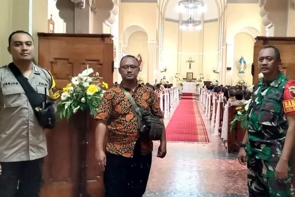 Babinsa Samaan Amankan Ibadah Paskah 2024